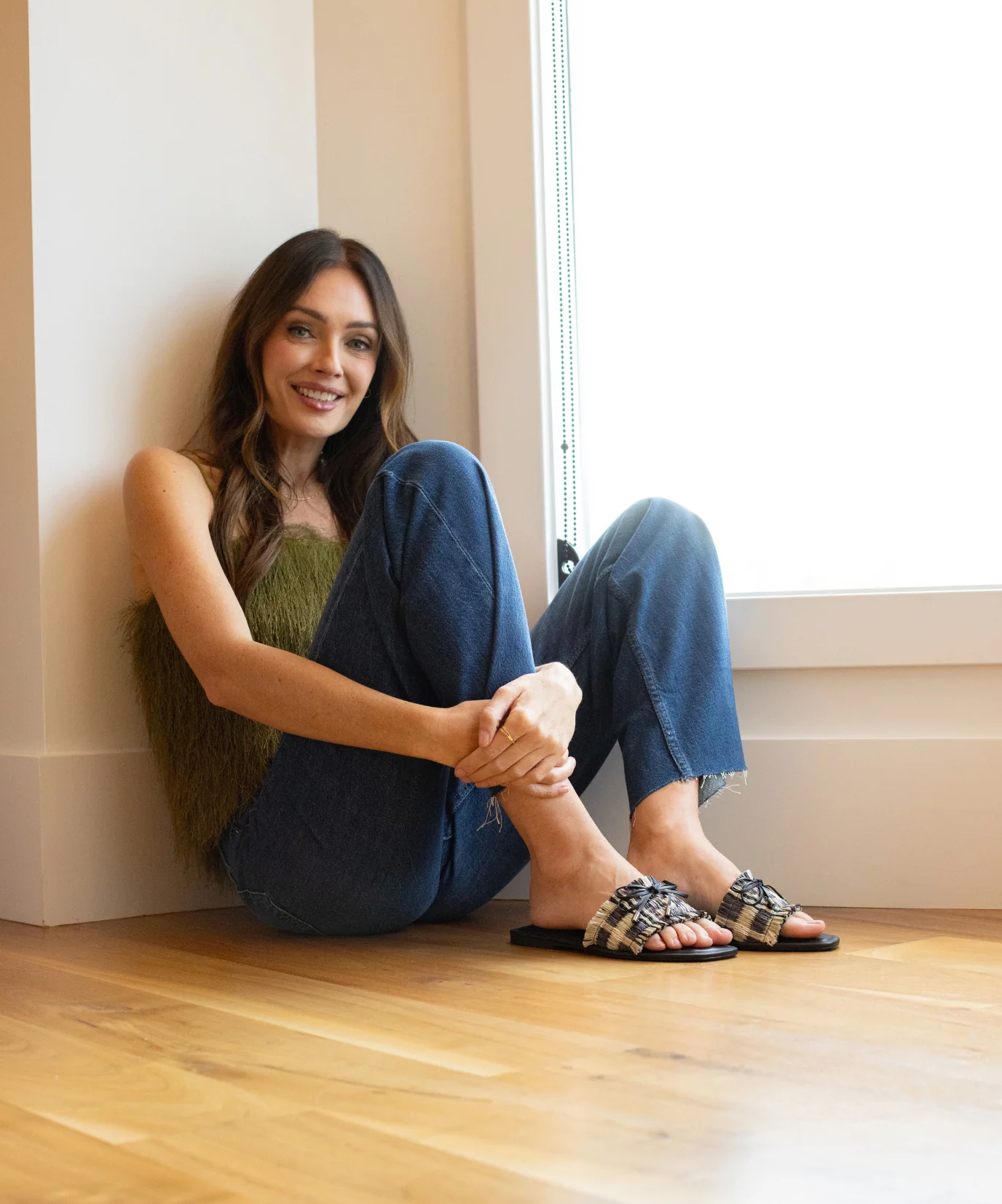 The Kiwi Bow - Black Multi Raffia - Image 3